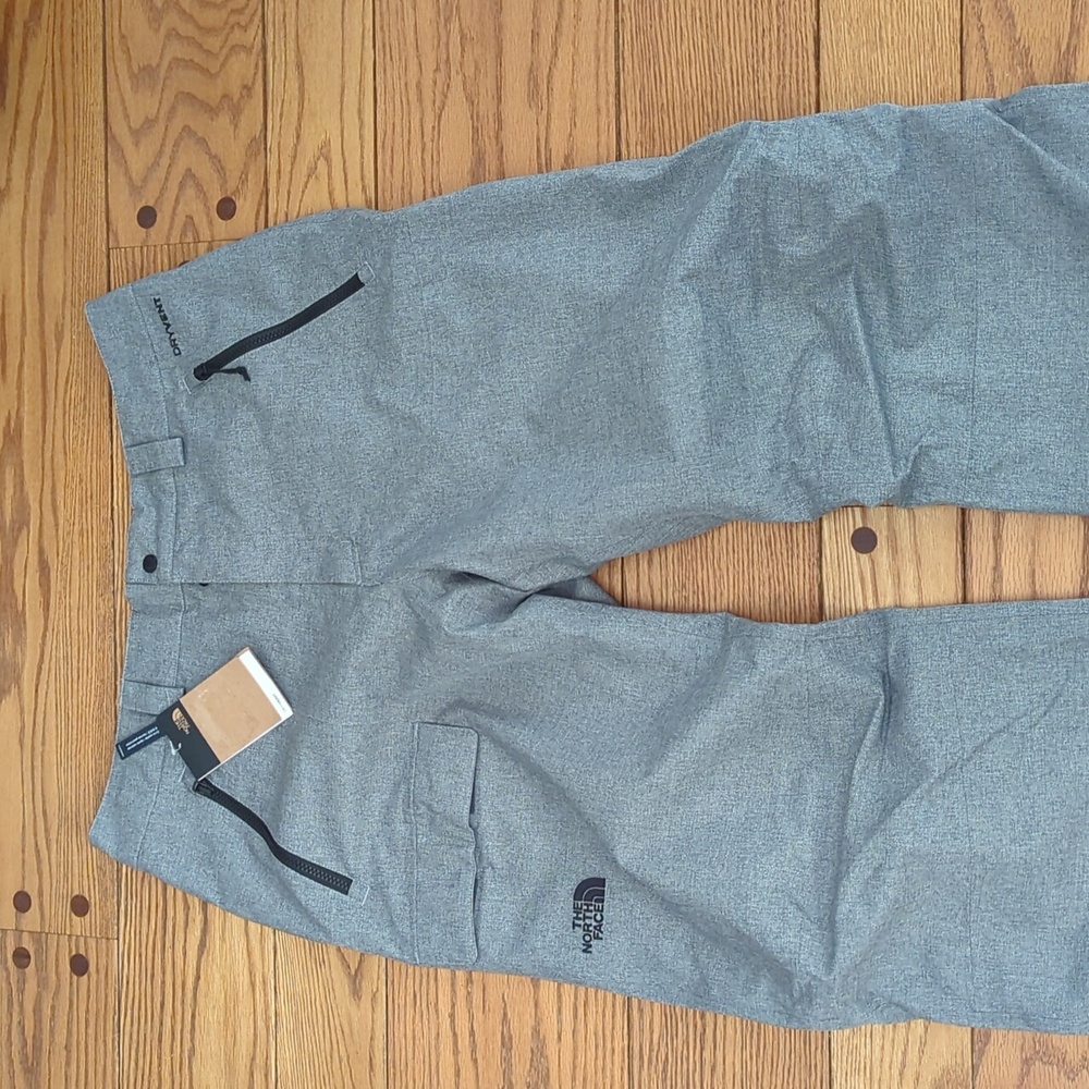 North Face Grey Seymour snowboard pant size Large NWT